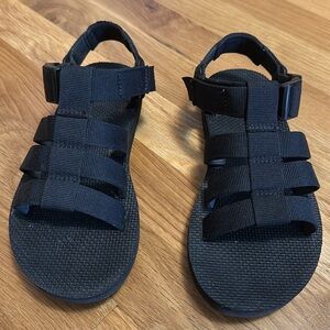 Teva Dorado, Black, Women's Size 5